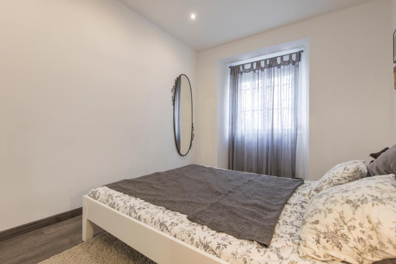 Alfama Typical Beco Da Adica Apartman Lisboa Kültér fotó