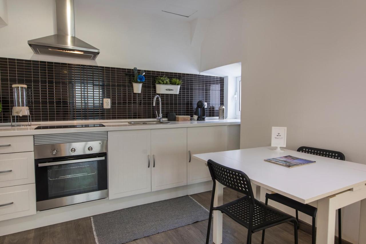 Alfama Typical Beco Da Adica Apartman Lisboa Kültér fotó